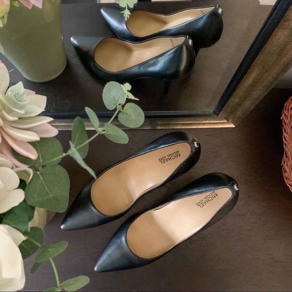 Michael Kors Dorothy Flex Pumps